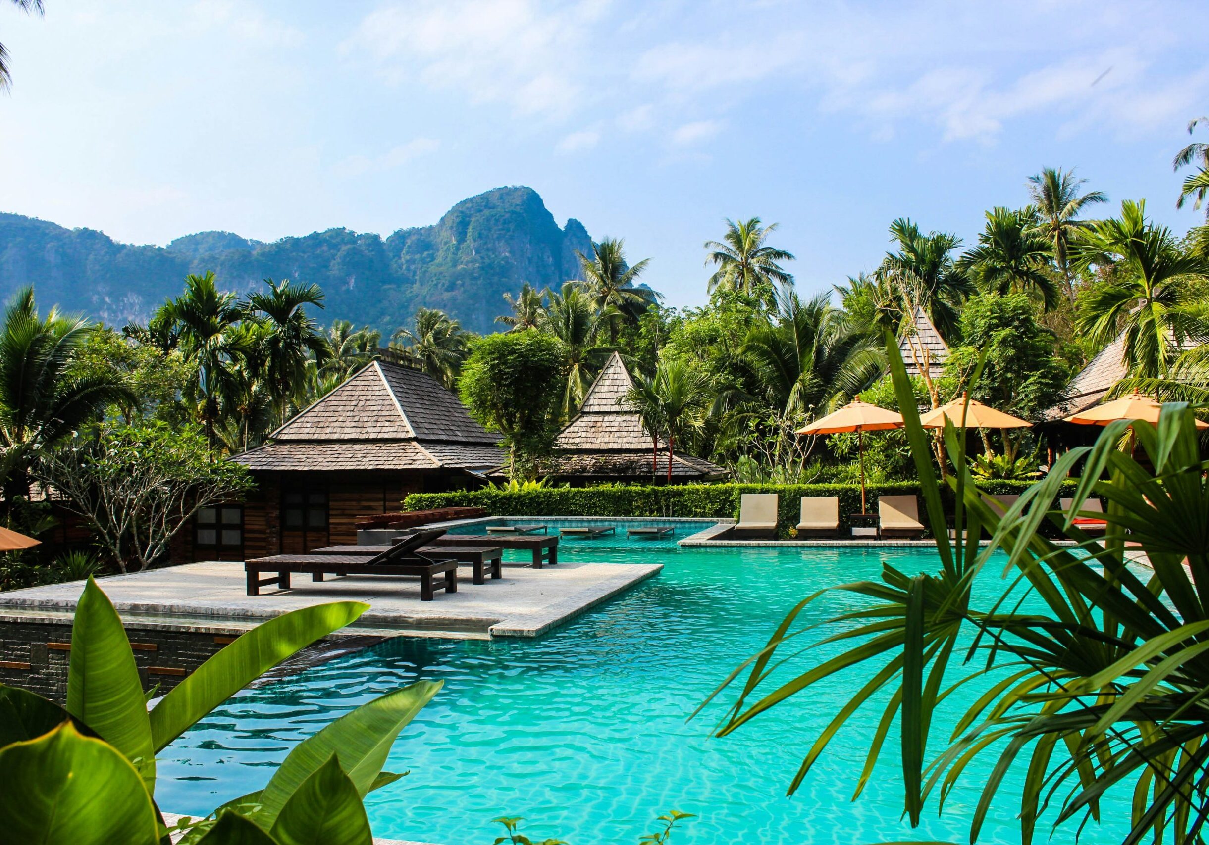 resort pool